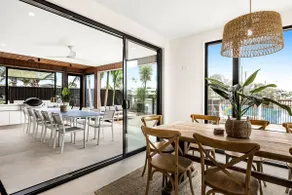 Coorumbong 16 - 5 bedrooms - Image 5