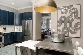 HUGE 4BR Townhouse FultonMarket/WestLoop! - Image 4