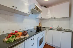 Le Meublè near the train station, close to Ski shuttle bus - Happy Rentals - Image 4
