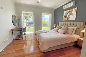 Spacious 5BR House in Hallam near Bunjil Place - Image 5