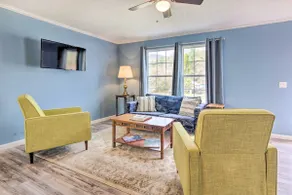 Walk to Lake Summit! Mountain-View Zirconia Home - Image 4
