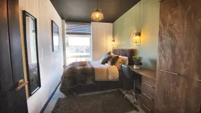 Luxury Two Bedroom Apartment - Image 3