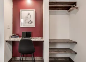 Work & Dine | Free Parking | Simple Comfort - Image 3