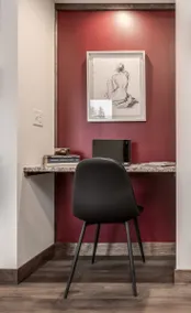 Work & Dine | Free Parking | Simple Comfort - Image 4