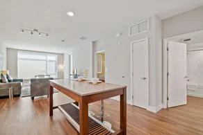 High End 1BR with 5 Star Amenities! - Image 5