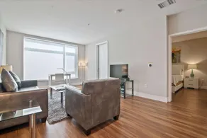 High End 1BR with 5 Star Amenities! - Image 2
