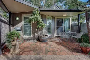 Gardener's Cottage at Evanslea - Image 2