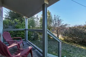 Jane's Creek Cottage ~ Affordable & Near Cal Poly Humboldt! - Image 2