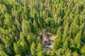 Hot Tub + Mountain Views | 10 min to Leavenworth - Image 5