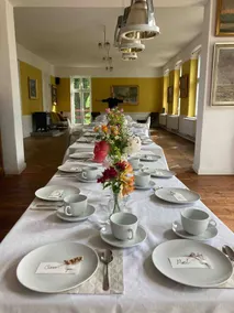 Manor House with stunning rooms - train accessible - Image 4