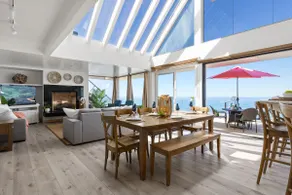 Premier Oceanfront-leje med tagterrasse, spa og aircondition - Image 3