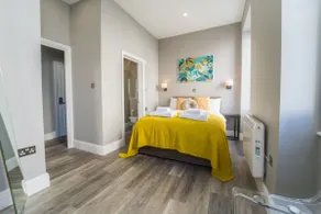 Modern ground floor pet friendly - Image 5
