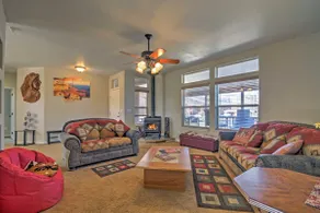 Beautiful Kanab Home w/ Yard - Walk to Restaurants - Image 4