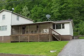 Devil Anse Off Road Lodging Hatfield & McCoy Trail House - Image 2