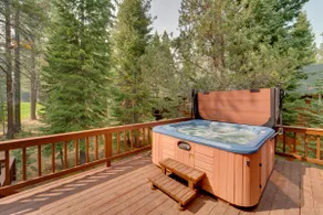 Truckee Home w/ Private Hot Tub on a Golf Course - Image 2