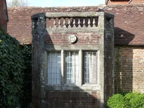 The Wing at Pekes - Image 3