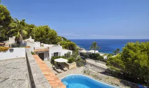 Villa with pool and sea views in Font de sa Cala - Image 5