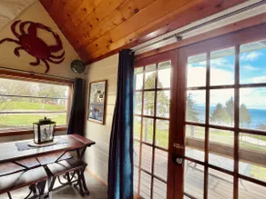 Beachcomber Olympic Ocean-view Cottage on the Strait of Juan De Fuca - Image 3