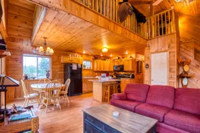 Belle maison spacieuse avec accès à Rangeley Lake et les sentiers de motoneige. - Image 3