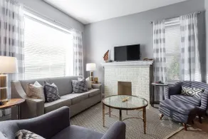 Beautiful One Bedroom With King Bed | 07 - Image 4