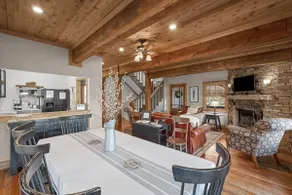 Luxury Mountain Cabin 20 min from downtown Chatt - Image 5