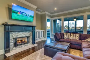 House Built For Groups - 4 Suites, 8 Beds, 5 TV's! - Image 3