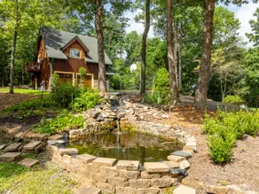 The Carriage House - Image 2