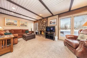 Wister G: 2Br + Loft - North Jackson -Nice Townhome -1 Mile till Grand Teton Park & Grand Teton Views! - Image 2