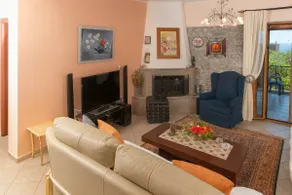 Seaside Serenity - Stylish Seaview Home - Image 4