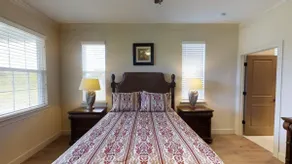 6 Bed, 4 Bath perfect for group or large family - Image 5