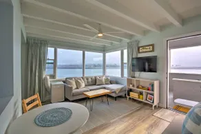Chic Bay View Condo < 10 Miles to Dtwn San Diego! - Image 4