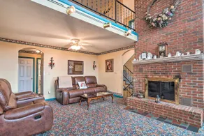 Secluded Home w/ Views in Burnsville: Hike & Ski! - Image 4