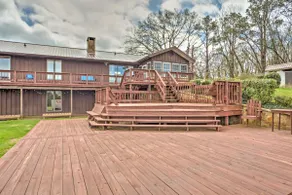 Monticello Home w/ Multi-Level Deck on 2 Acres! - Image 2