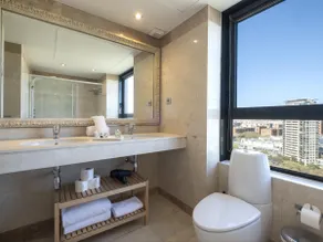 599 Exclusive Beachfront Penthouse w/Pool II - Image 5