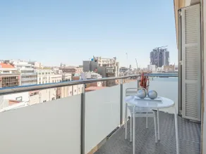 376 - Plaza Catalunya Balcony Apartment - Image 2