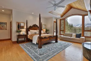 The Mountainside House - Luxury Home, Indoor Hot Tub, Ski Home, Private Shuttle - Image 5