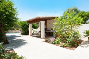 Woodhouse - Image 4