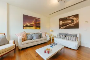 Rent4Rest Lisbon Family & Friends apartment in Roma Avenue - Image 3