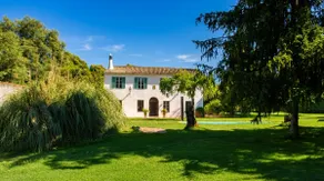 Exklusives Landhaus. Großer Garten und Pool. In der Nähe der Stadt. - Image 3