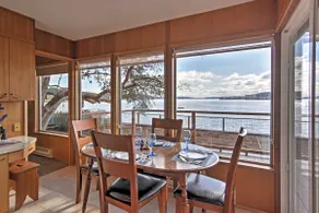 Gorgeous Poulsbo Waterfront Home on Liberty Bay! - Image 4