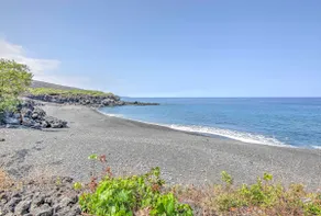 Kaptajn Cook 'Anji's Beach House' w / Lanai & Views! - Image 3