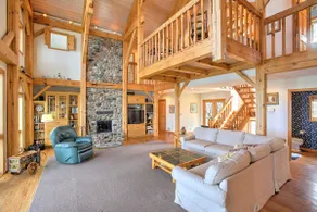 Gorgeous Charlevoix Home on Lake Michigan! - Image 5