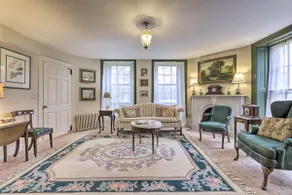 Elegant Norwich House w/ Billiards Room & Ballroom - Image 5