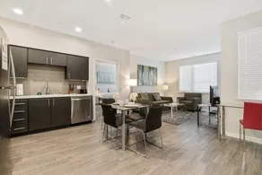 High End 2-BR Menlo Park + Outdoor Lounge - Image 3