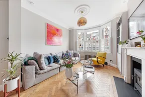 Veeve - Clapham Fairytale - Image 2