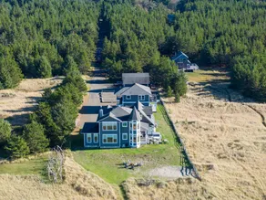 PICKLEBALL!!, Hot tub, Pets OK, Amazing View,Volleyball, Pool table (KGst) - Image 2
