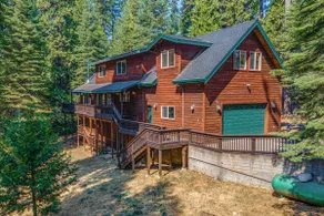 BLUE LAKE BLISS - JUST STEPS FROM BLUE LAKE SPRINGS LODGE LAKE AND REC CENTER - Image 5