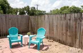 Pets Welcome! Great Space + Backyard Near Zilker - Image 4