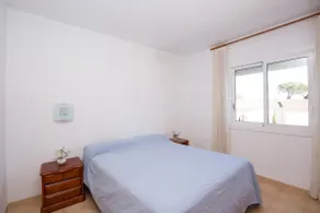 Top floor Duplex w garden & pool - 4 Rooms - Image 5