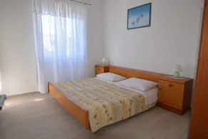 Merveilleux appartement entièrement équipé avec terrasse, barbecue et jardin | Vue mer - Image 4